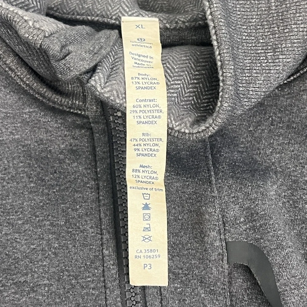 Lululemon Athletica Kung Fu II Jacket Mens XL Gray Full Zip Stand Collar